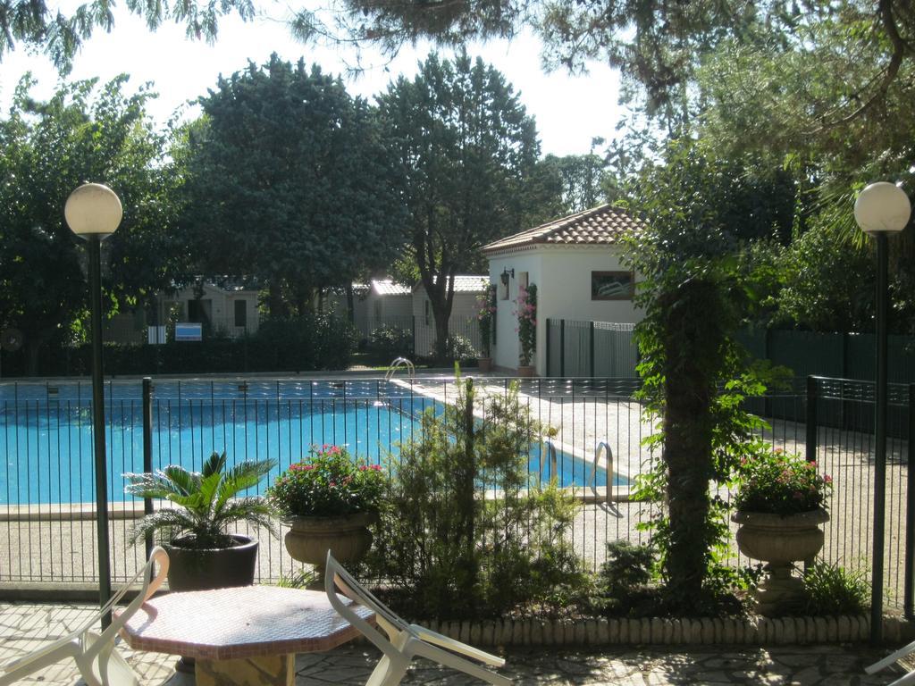 Camping Le Rebau Montblanc Luaran gambar